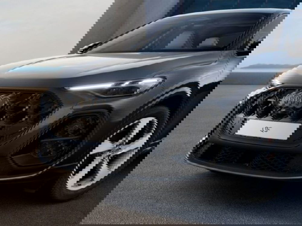 Audi Q5 Sportback nuova a Treviso (6)