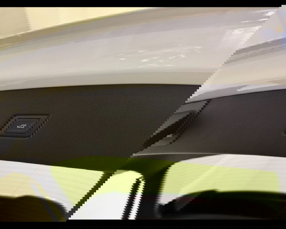 Audi Q5 Sportback nuova a Treviso (9)