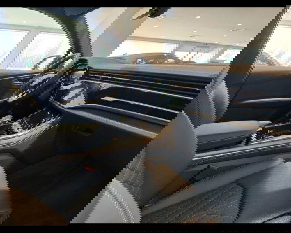 Audi Q7 nuova a Treviso (3)