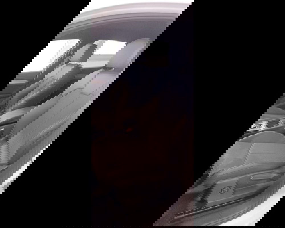 Audi Q5 Sportback nuova a Treviso (8)