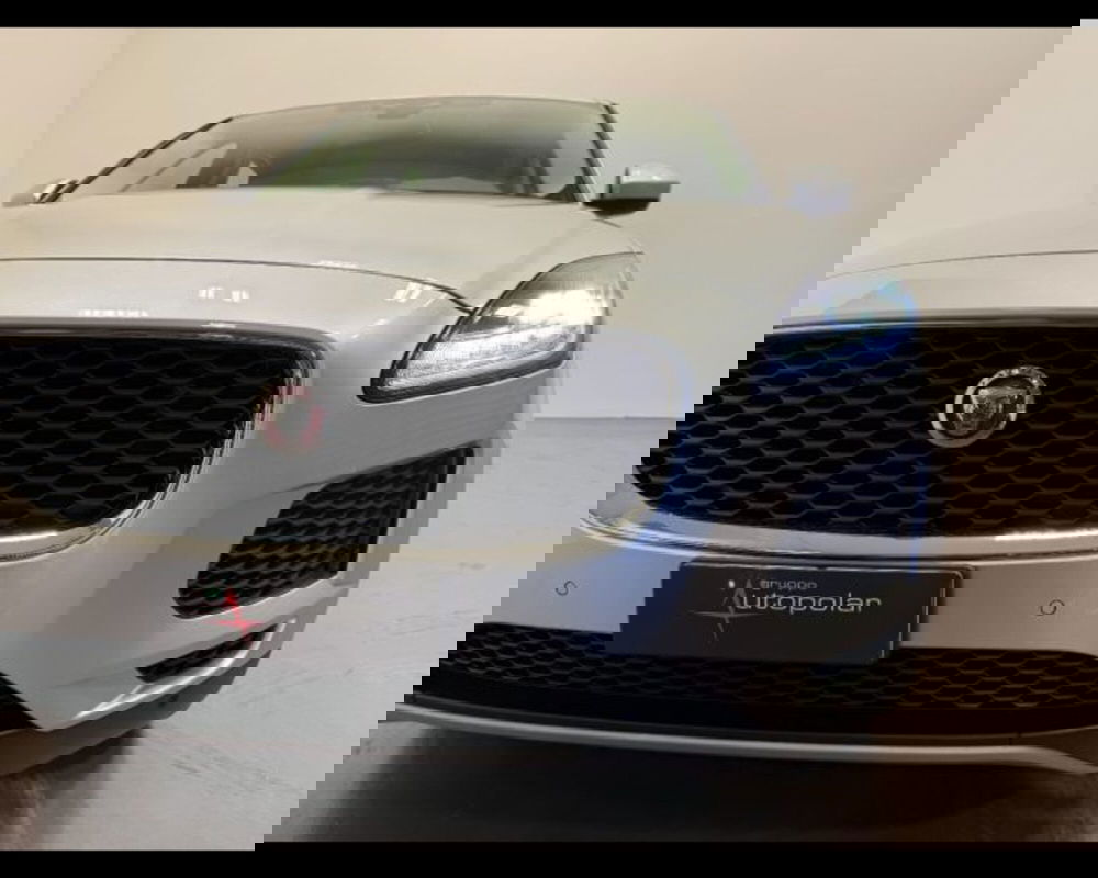 Jaguar E-Pace usata a Treviso (11)