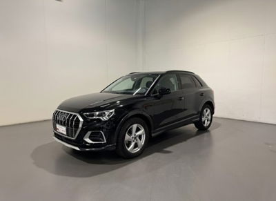 Audi Q3 35 2.0 tdi Business Advanced s-tronic del 2024 usata a Conegliano