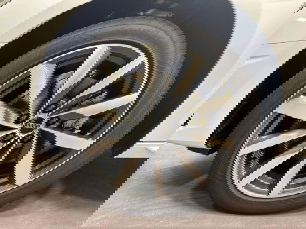 Audi A4 Avant nuova a Treviso (11)