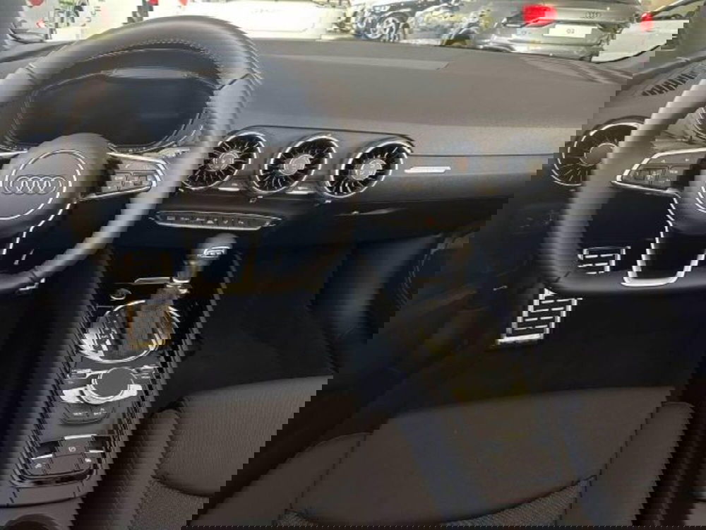 Audi TT Cabrio nuova a Treviso (5)