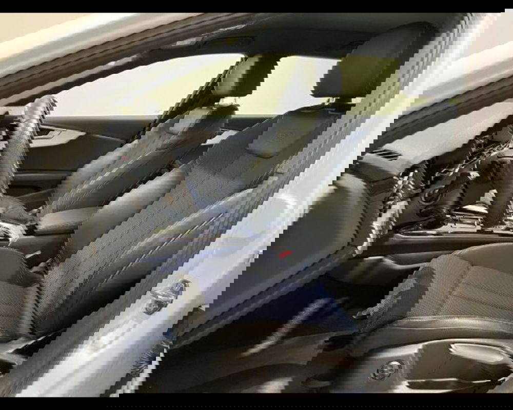 Audi A4 Avant nuova a Treviso (8)