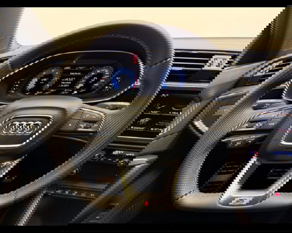 Audi Q3 Sportback nuova a Treviso (5)