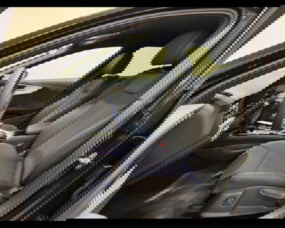 Audi A4 Avant nuova a Treviso (9)