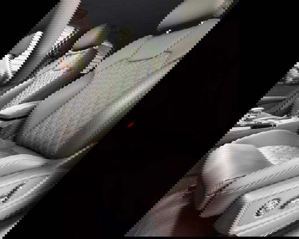 Audi SQ5 Sportback nuova a Treviso (8)