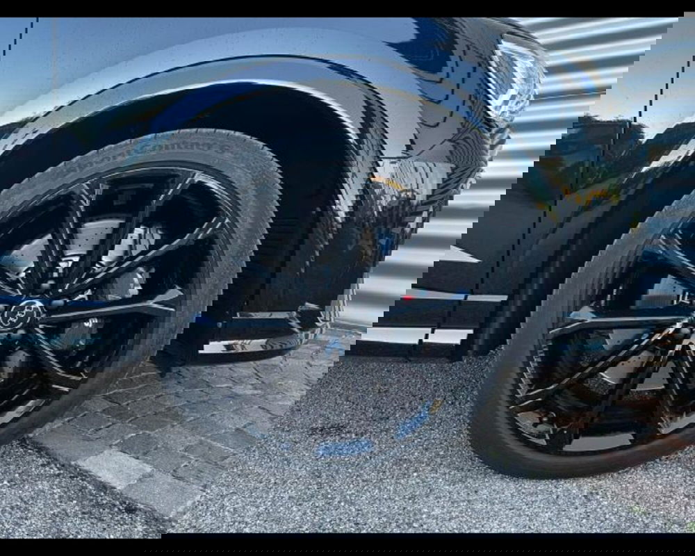 Audi RS Q3 Sportback usata a Treviso (10)