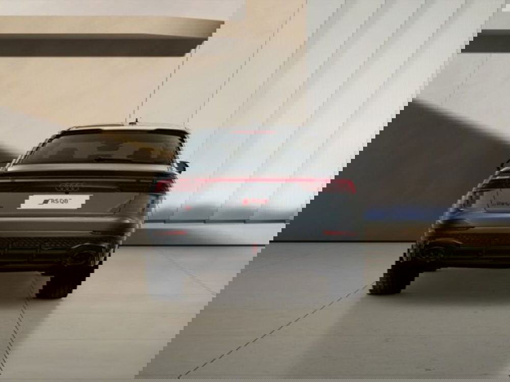 Audi RS Q8 nuova a Treviso (5)