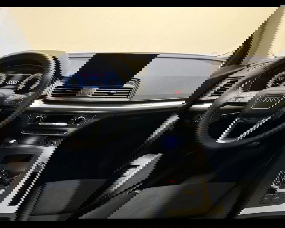 Audi Q5 Sportback nuova a Treviso (3)