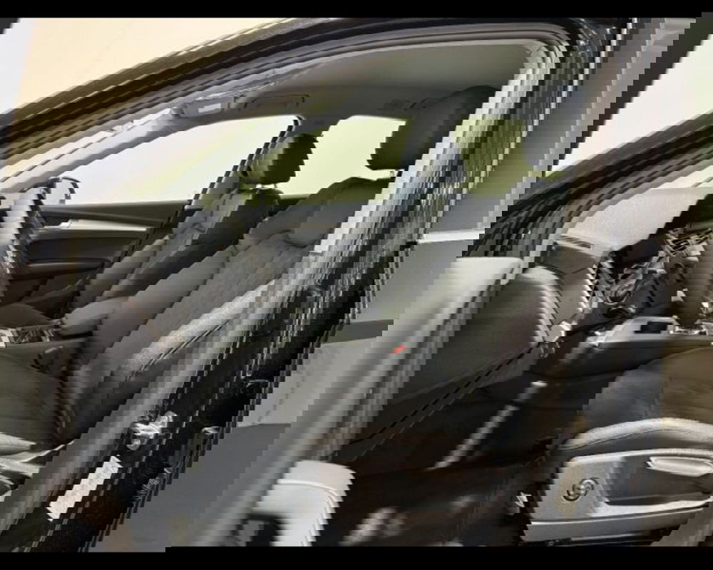 Audi Q5 Sportback nuova a Treviso (8)