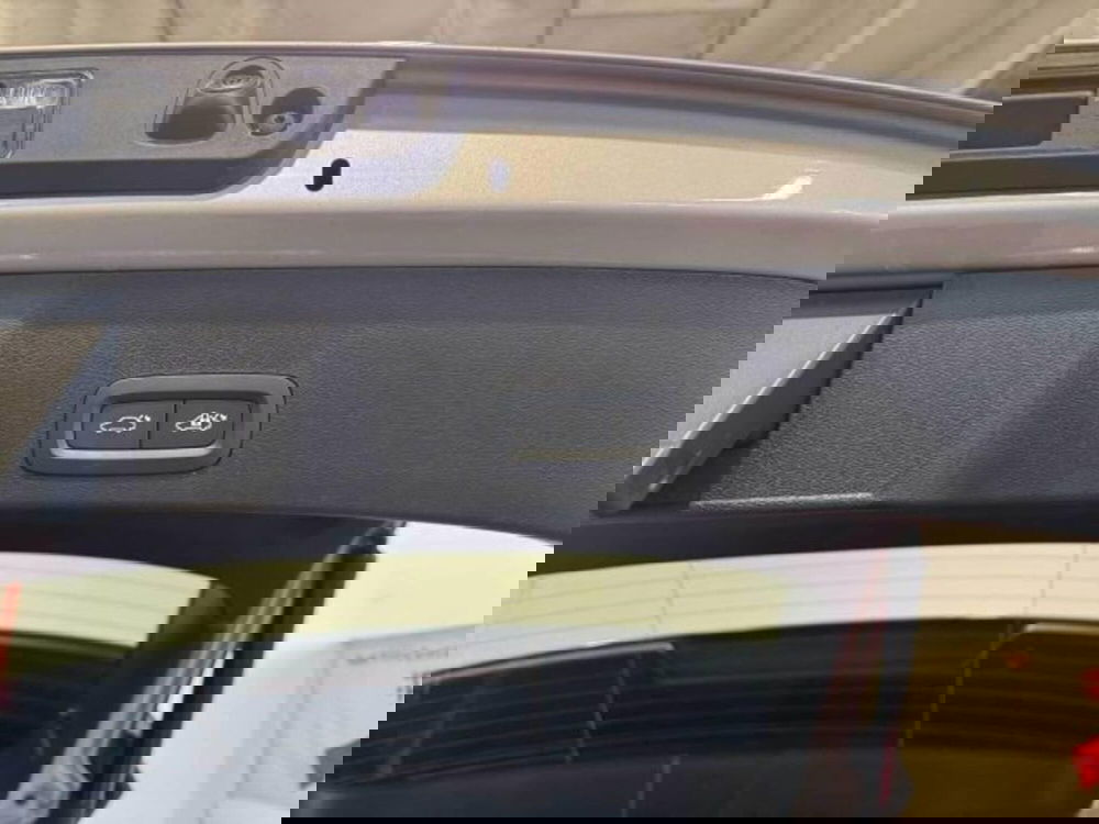 Volvo XC40 usata a Treviso (11)