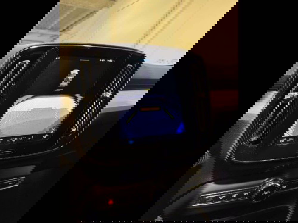 Volvo XC40 usata a Treviso (9)
