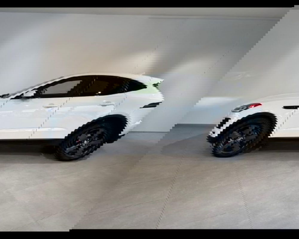 Jaguar E-Pace usata a Treviso (4)