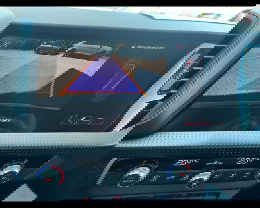 Audi A1 allstreet nuova a Treviso (7)