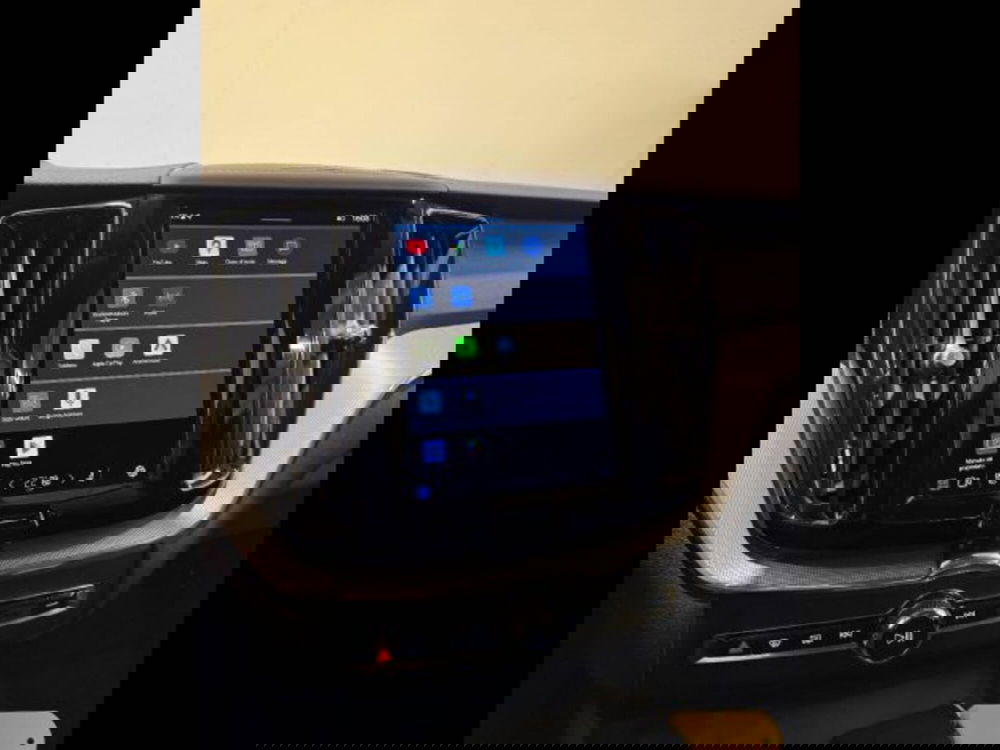 Volvo XC60 usata a Treviso (7)