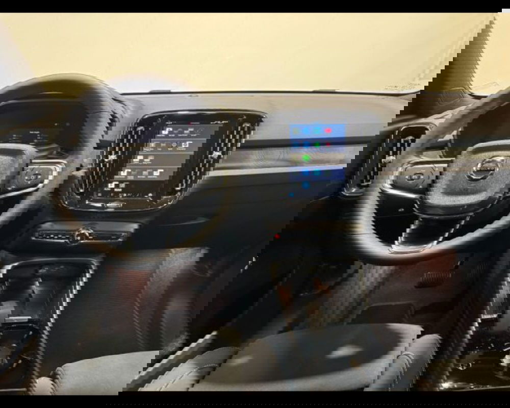 Volvo EC40 usata a Treviso (5)