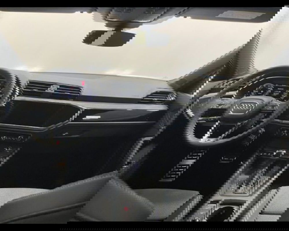 Audi Q3 Sportback nuova a Treviso (3)