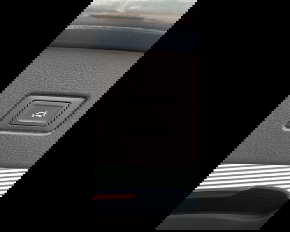 Audi Q5 Sportback usata a Treviso (9)