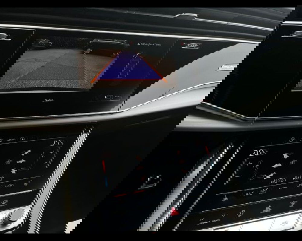 Audi Q8 usata a Treviso (7)