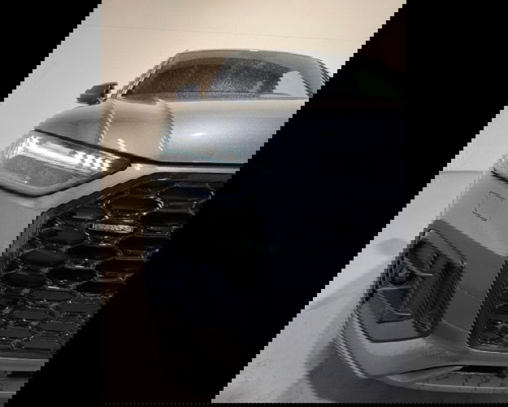 Audi Q5 Sportback nuova a Treviso (9)