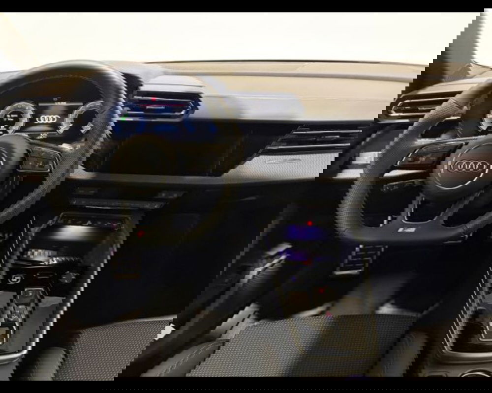 Audi A3 allstreet nuova a Treviso (4)