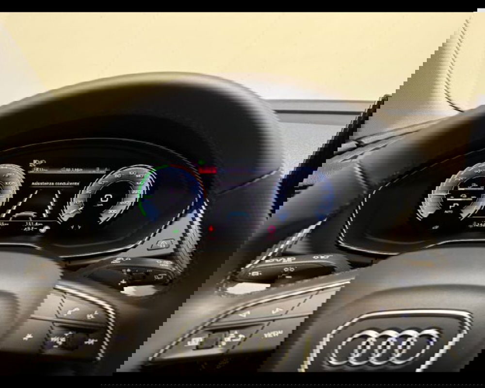 Audi Q5 Sportback nuova a Treviso (6)