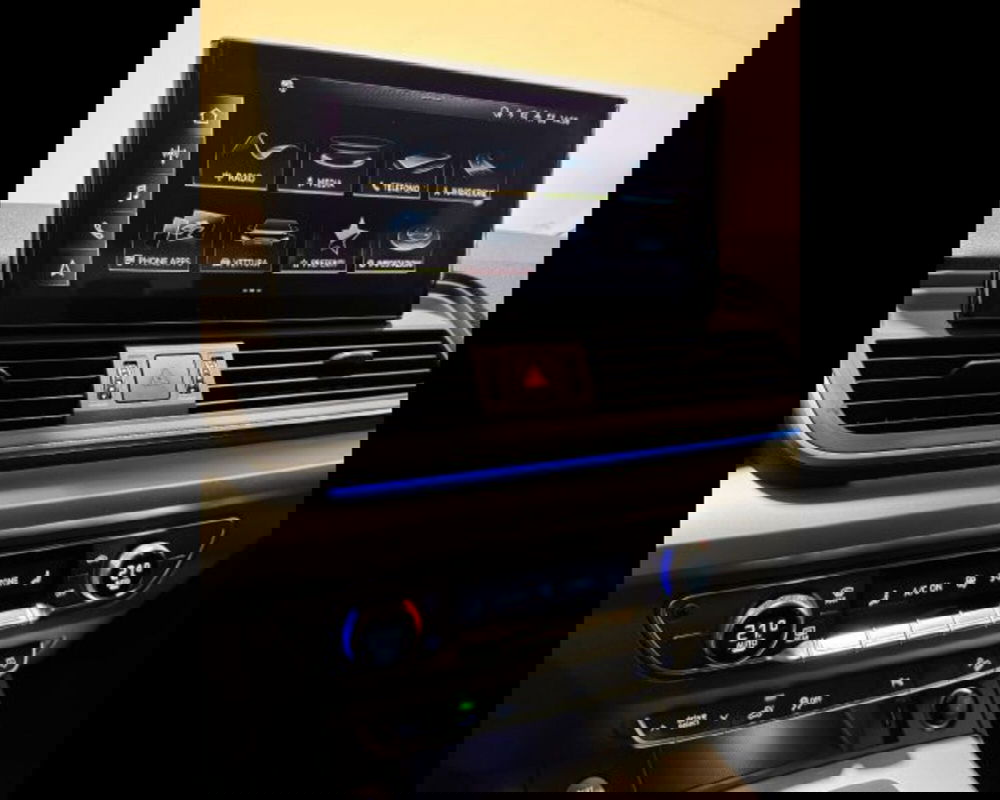 Audi Q5 Sportback nuova a Treviso (7)