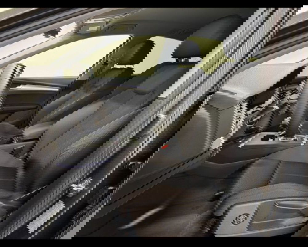 Audi Q5 Sportback nuova a Treviso (9)