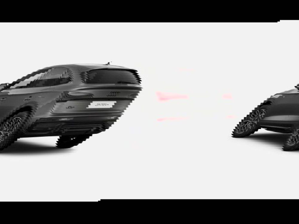 Audi Q5 Sportback nuova a Treviso (3)