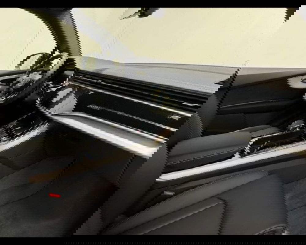 Audi Q7 nuova a Treviso (4)