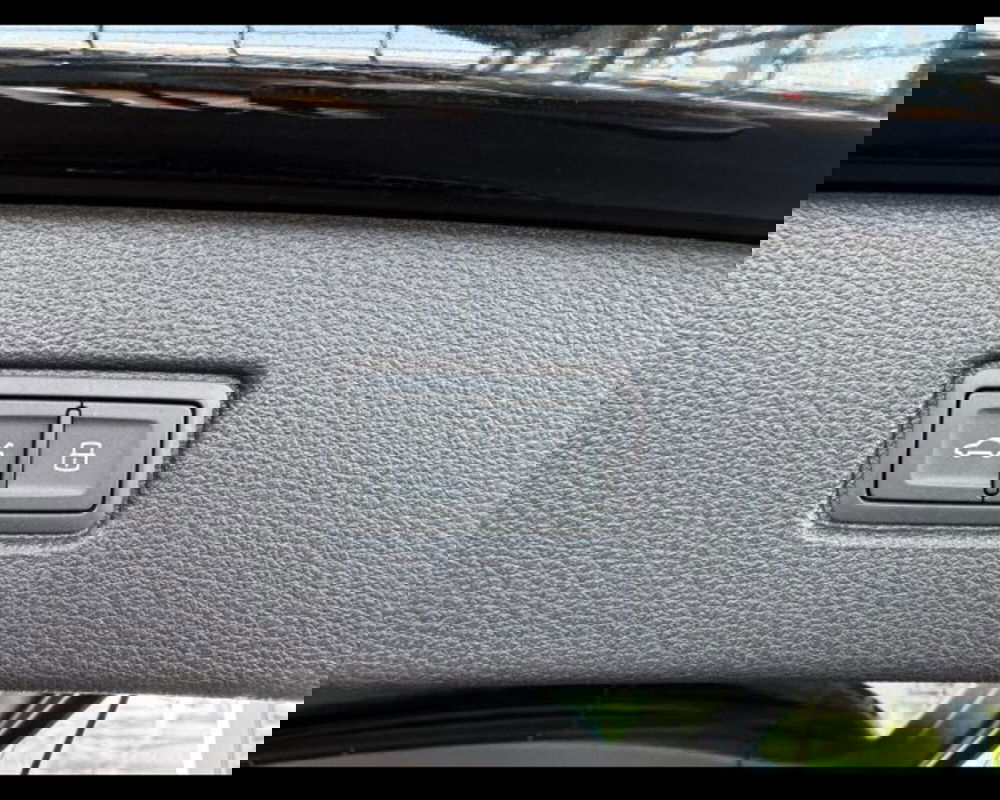 Audi SQ7 nuova a Treviso (10)