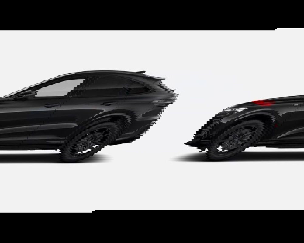 Audi Q5 Sportback nuova a Treviso (2)