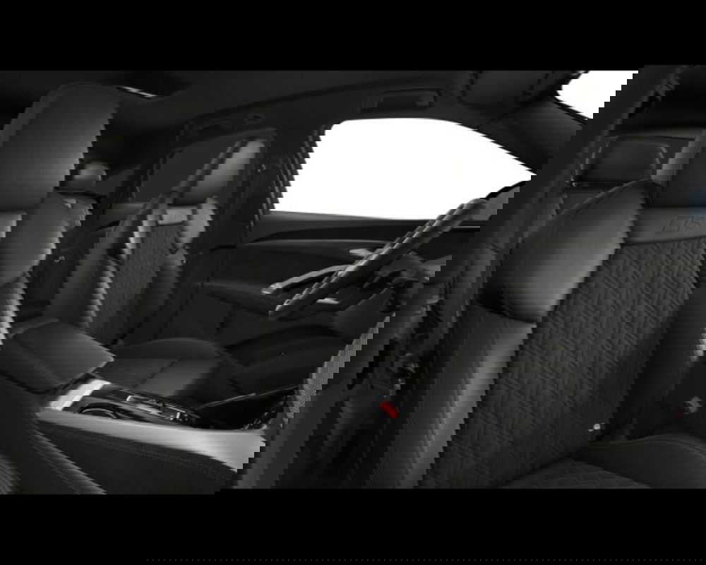 Audi Q5 Sportback nuova a Treviso (8)