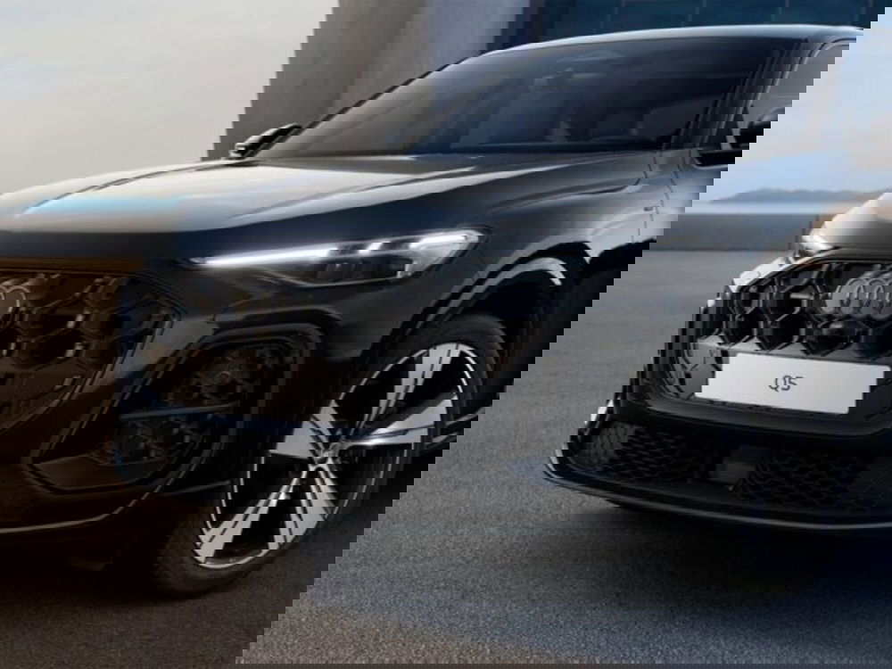 Audi Q5 Sportback nuova a Treviso (6)