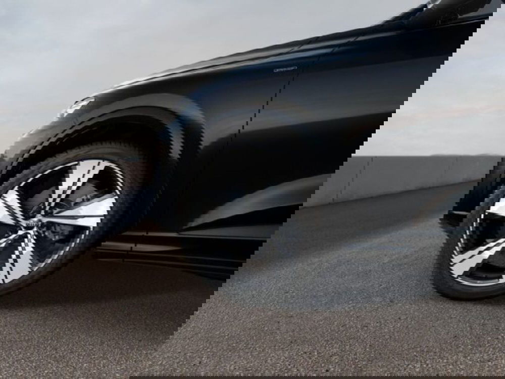 Audi Q5 Sportback nuova a Treviso (7)