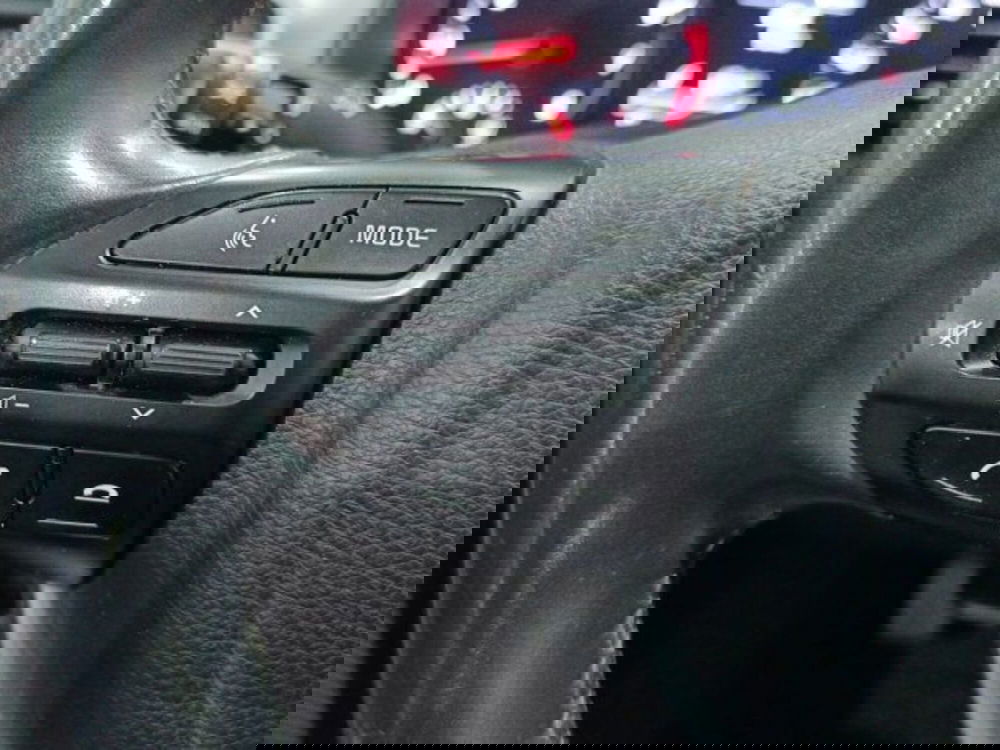 Kia Stonic usata a Catania (19)