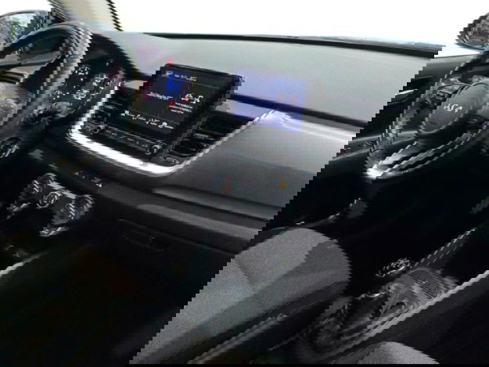 Kia Stonic usata a Catania (9)