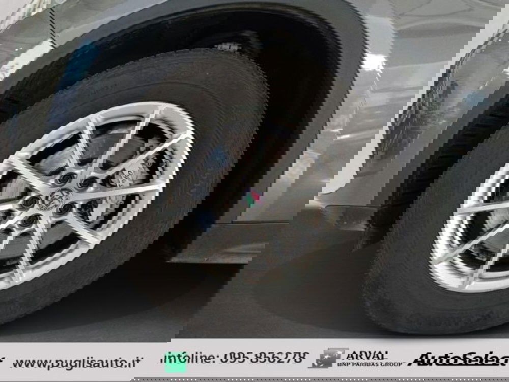 Alfa Romeo Stelvio usata a Catania (14)