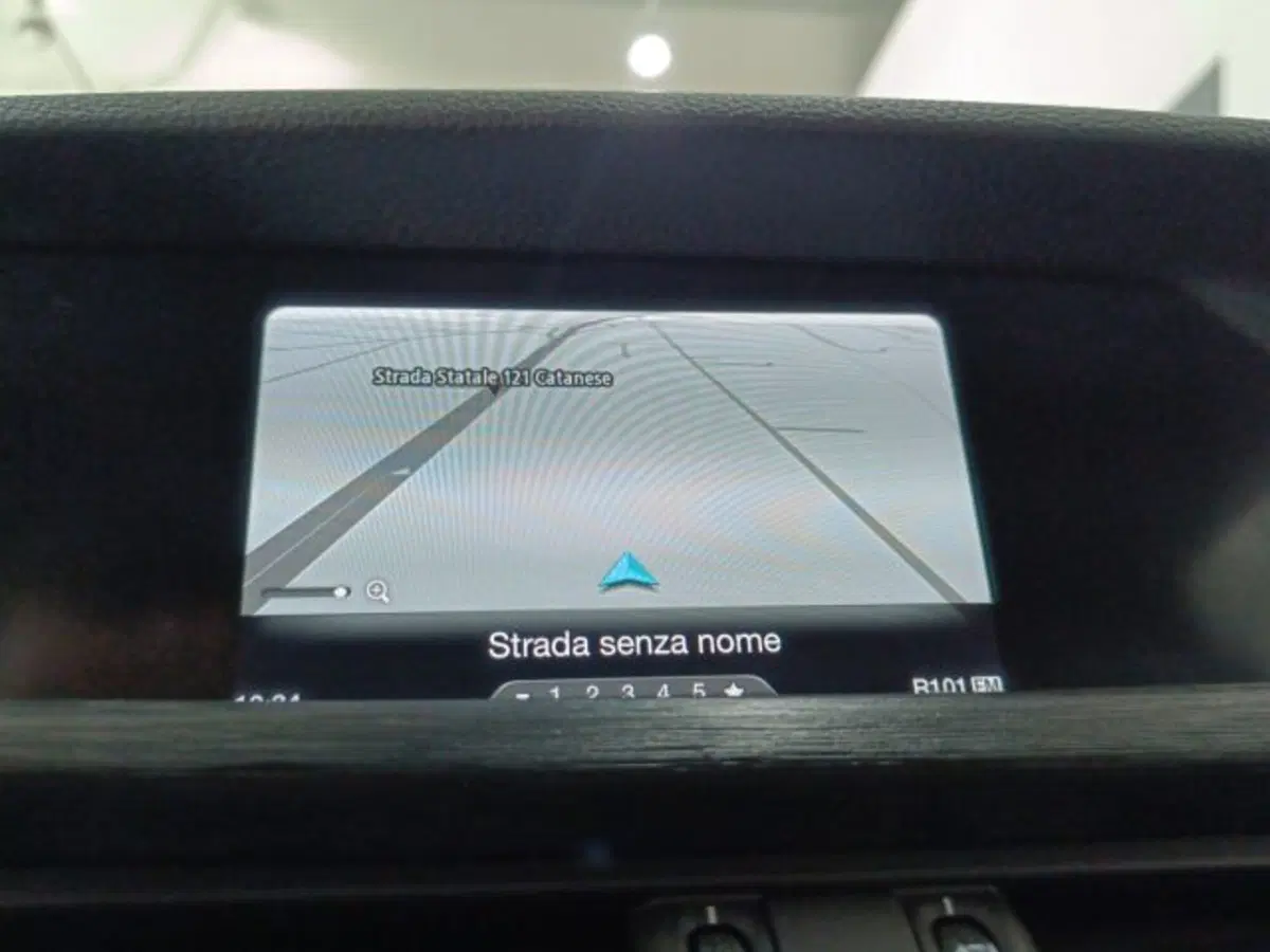 Alfa Romeo Stelvio usata a Catania (17)