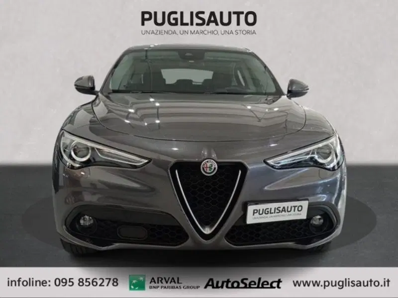 Alfa Romeo Stelvio usata a Catania (2)