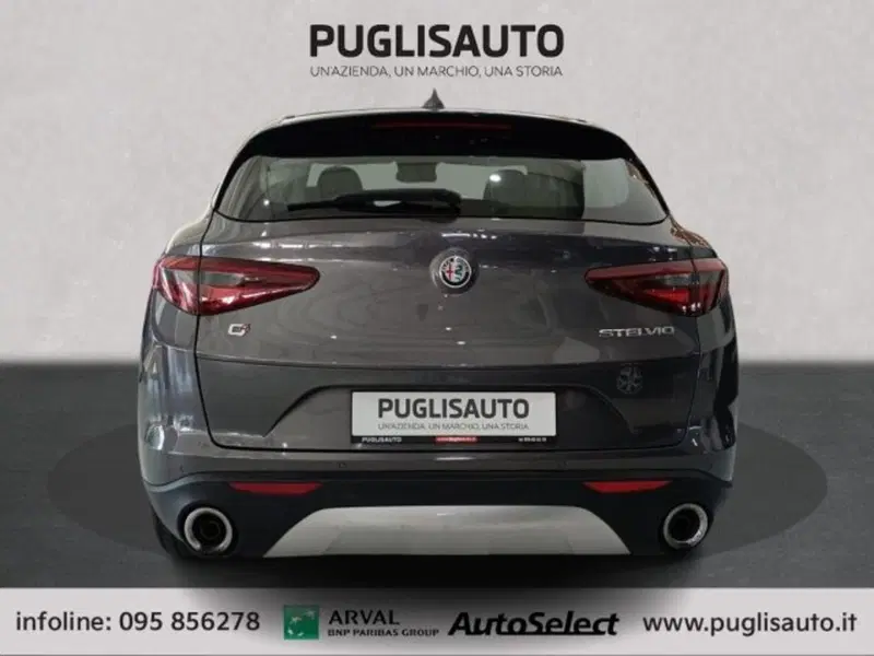 Alfa Romeo Stelvio usata a Catania (5)