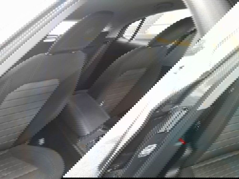 Alfa Romeo Stelvio usata a Catania (8)