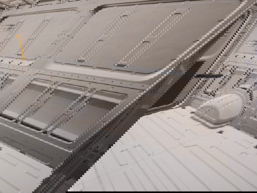 Volkswagen Veicoli Commerciali Crafter Furgone nuova a Vicenza (11)