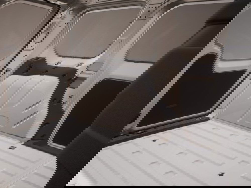 Volkswagen Veicoli Commerciali Caddy Furgone nuova a Vicenza (11)