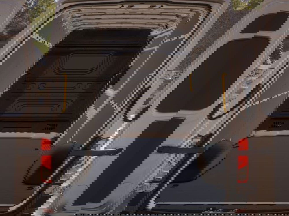 Volkswagen Veicoli Commerciali Crafter Furgone nuova a Vicenza (15)