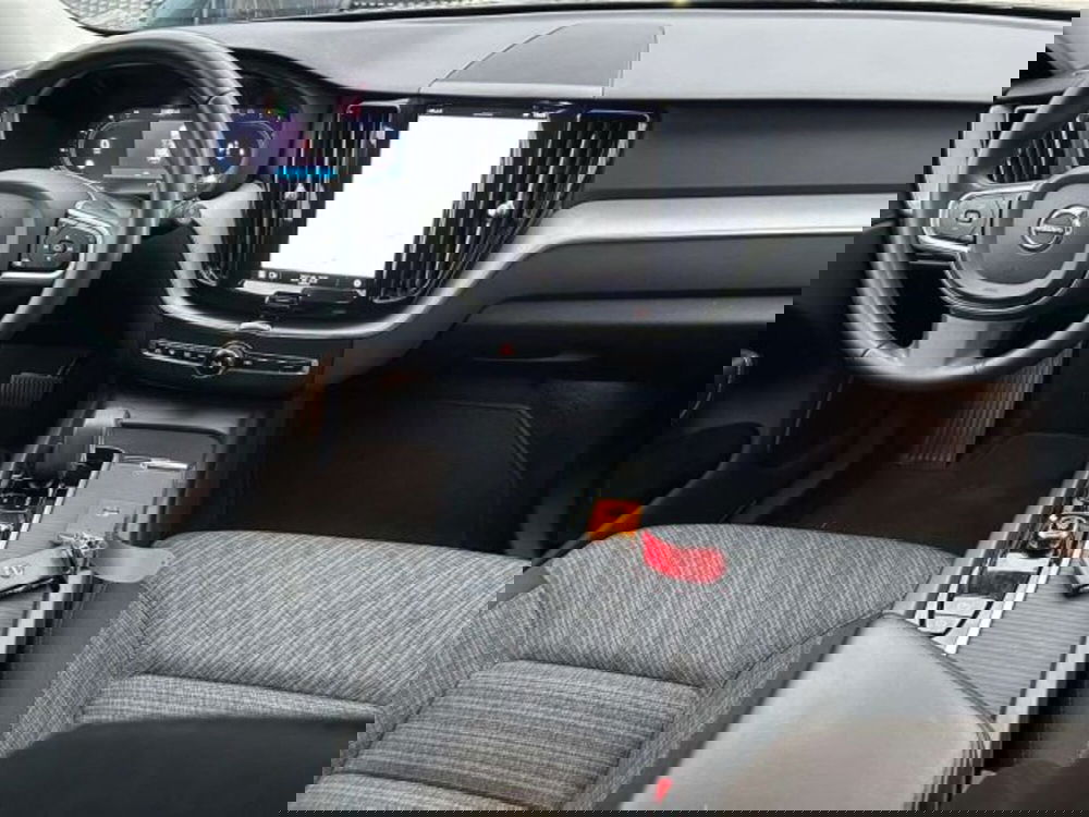 Volvo XC60 usata a Firenze (17)