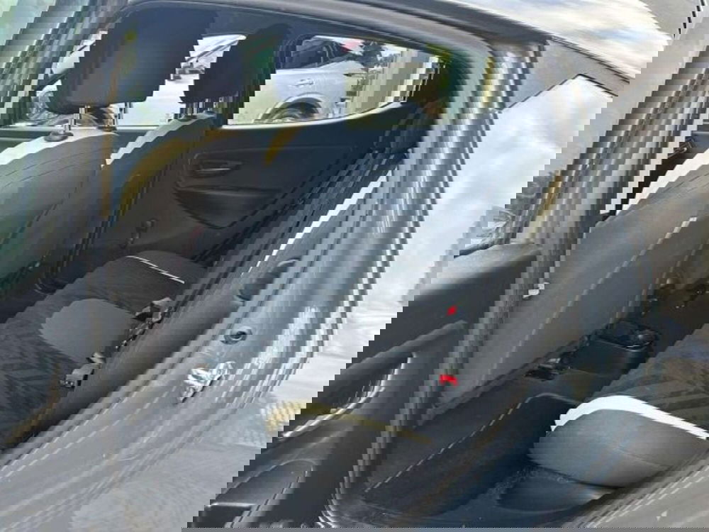 Lancia Ypsilon usata a Firenze (11)