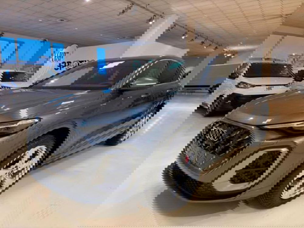 Audi Q5 Sportback nuova a Brescia